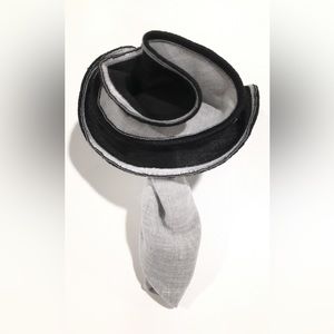 Pocket square round double sided white/black stitched borders handmade